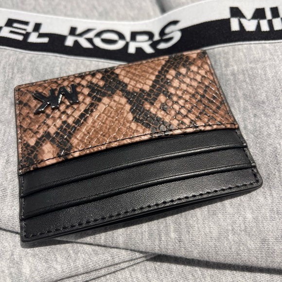 MICHAEL KORS Cyrus Snake Embossed Tall Card Case
Driftwood 
NWT - Picture 11 of 16
